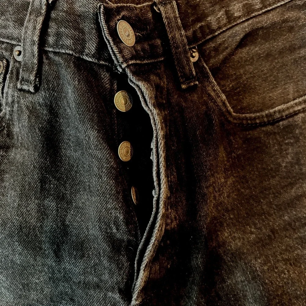 Levi's 501 Original Fit Jeans 32x30 Mens Black Straight Leg Button Fly 005012442